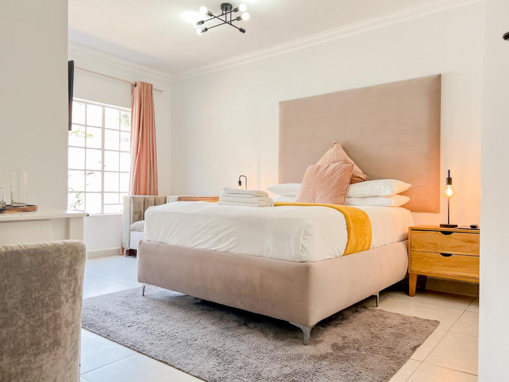 Amoris Guesthouse - In Brooklyn พริทอเรีย ภายนอก รูปภาพ